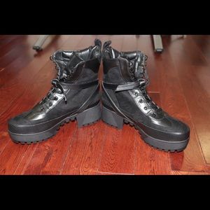 karmel black biker boots